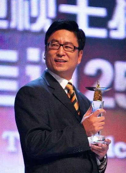 白岩松讲创业故事_白岩松的励志故事_白岩松创新创业演讲