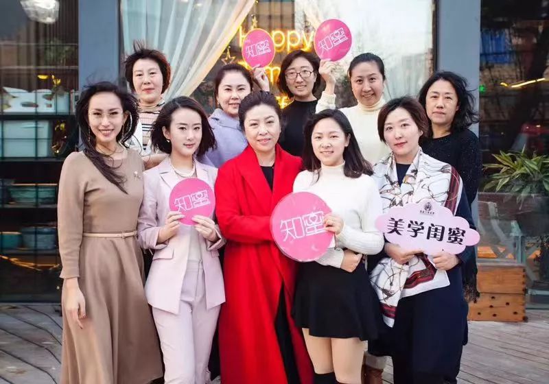 创业女性讲故事_女性创业的故事_女性创业故事分享