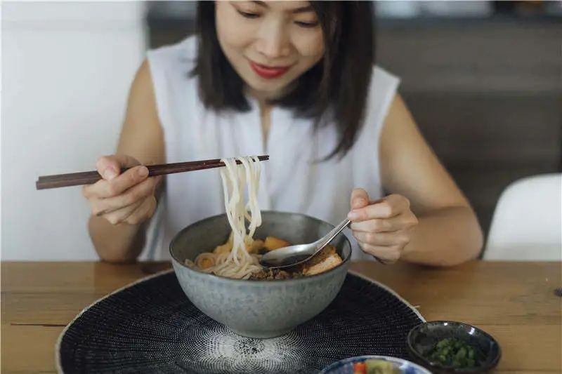 北大东门地址_北大东门附近美食_北大东门附近美食一条街