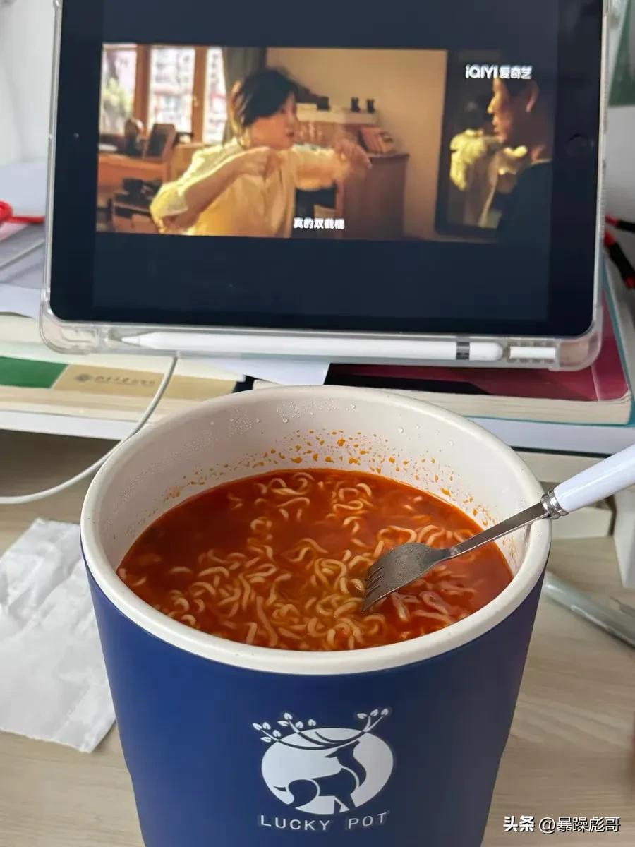 在宿舍煮的美食_宿舍可以煮着吃的东西_宿舍可以煮的美食