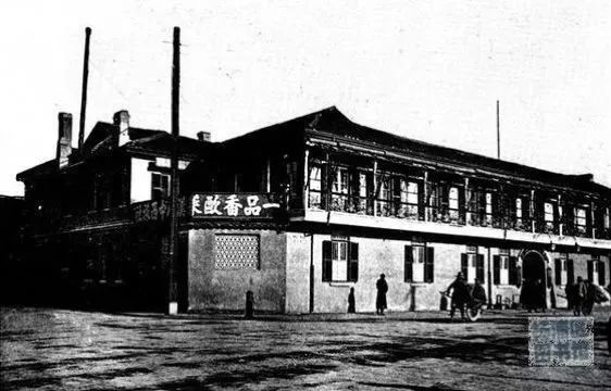 餐厅风格类型_餐厅风格有哪些方面_西餐厅的服务风格特点