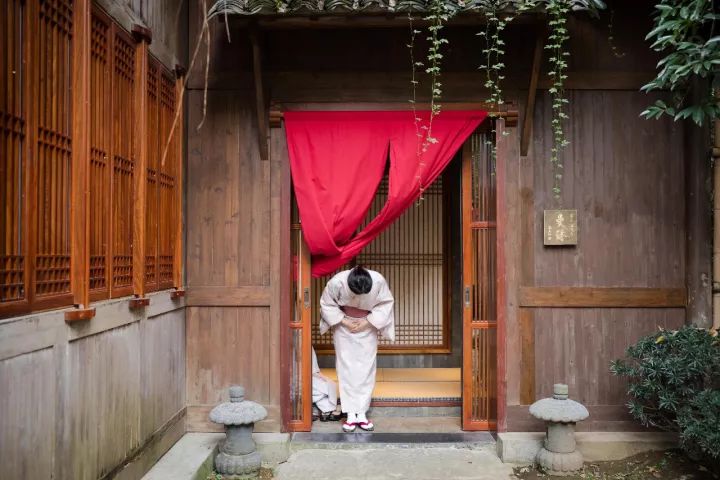酒店好还是西餐厅好点_高级西餐厅点餐_好吃餐厅怎么样