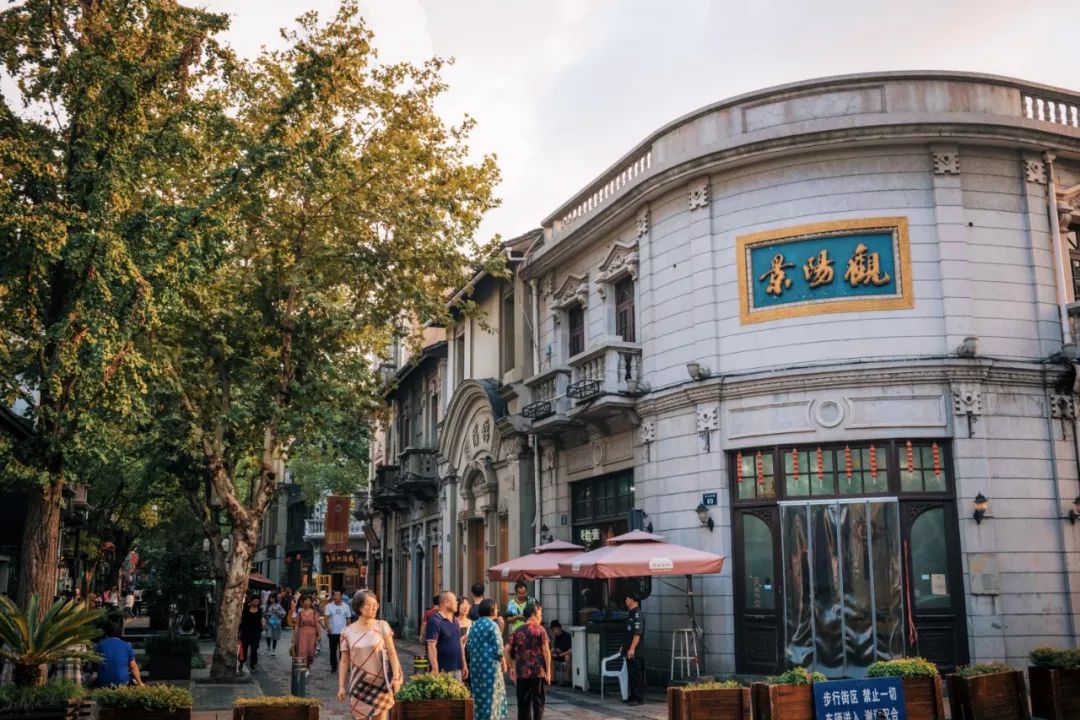 酒店好还是西餐厅好点_好吃餐厅怎么样_高级西餐厅点餐