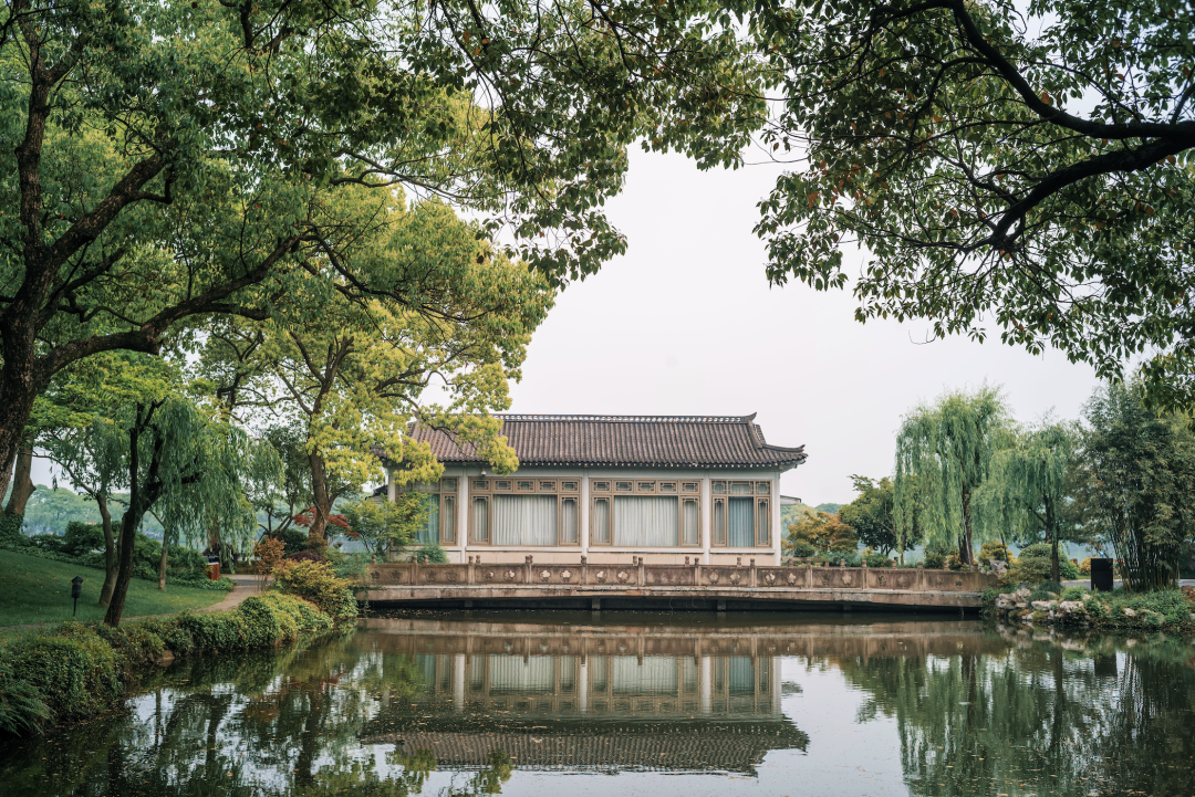 好吃餐厅怎么样_高级西餐厅点餐_酒店好还是西餐厅好点