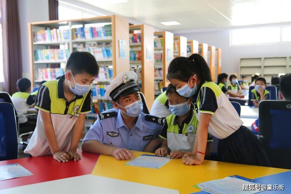 幼儿园关于卫生的课程_幼儿卫生学教学视频_幼儿生活技能卫生课程
