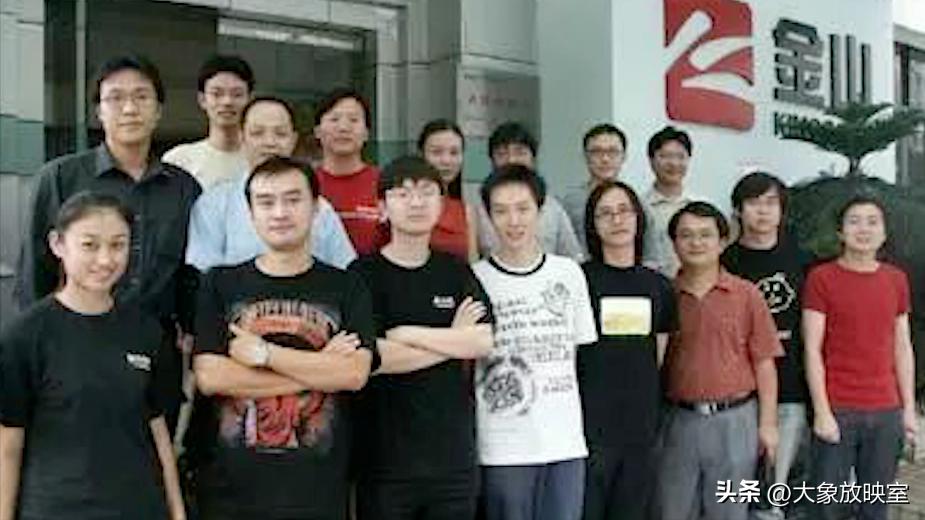 年轻人创业故事_年薪创业故事简短_年薪百万的创业故事