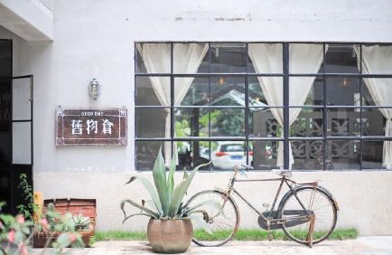 深圳咖啡厅拍照_深圳咖啡厅龙岗探店晚上_龙岗咖啡馆