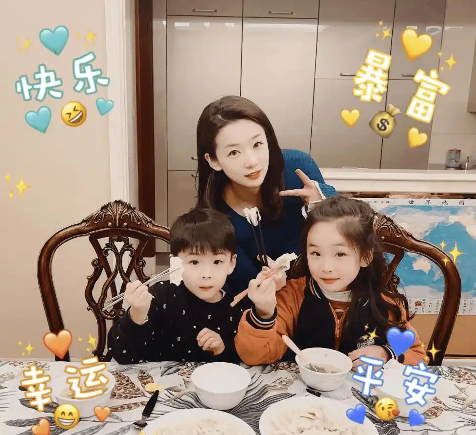在家里带娃_在家带娃的好处_独自带娃家庭日常