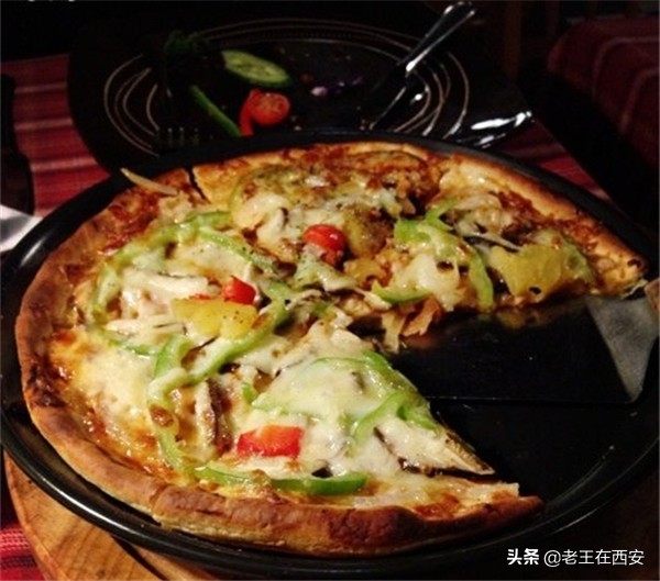 西餐厅的桌布怎么摆放_西餐厅的桌布_西餐桌布用什么颜色好