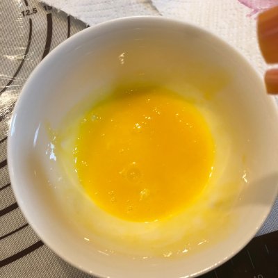 用蛋挞皮做甜点_蛋挞皮做酥皮点心_蛋挞皮做的点心