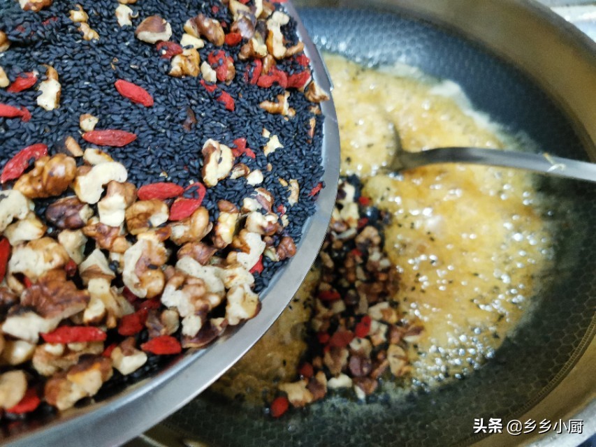 点心芝麻糕_芝麻糕点做法大全_芝麻糕点图片