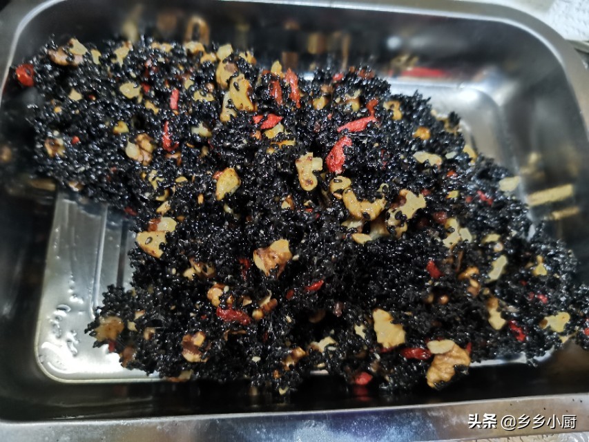 点心芝麻糕_芝麻糕点做法大全_芝麻糕点图片