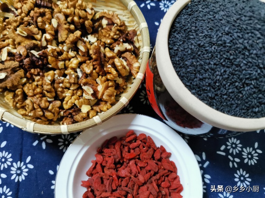 点心芝麻糕_芝麻糕点图片_芝麻糕点做法大全