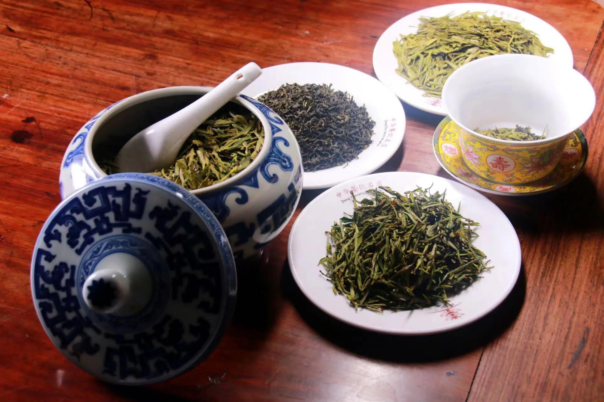 扬州点心由来_扬州什么点心最名_扬州美食的故事