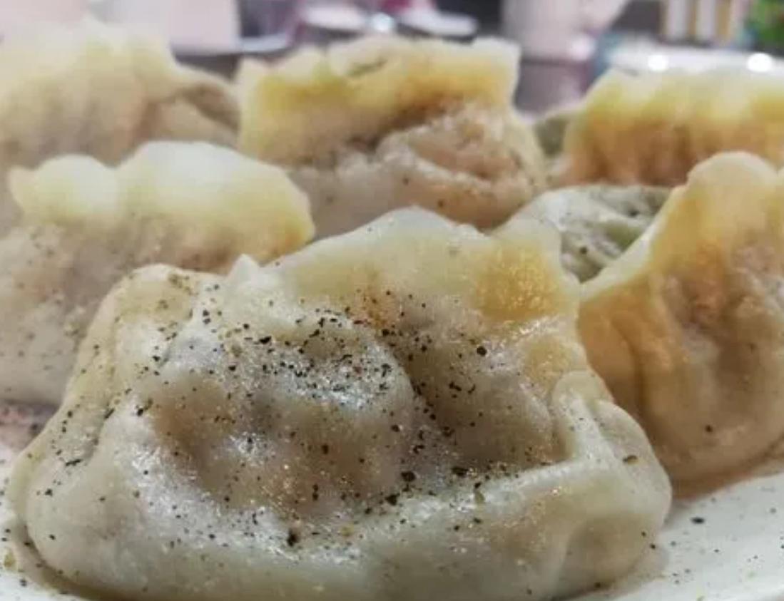美食新疆特点介绍_新疆美食的特点整体概论_新疆美食特点