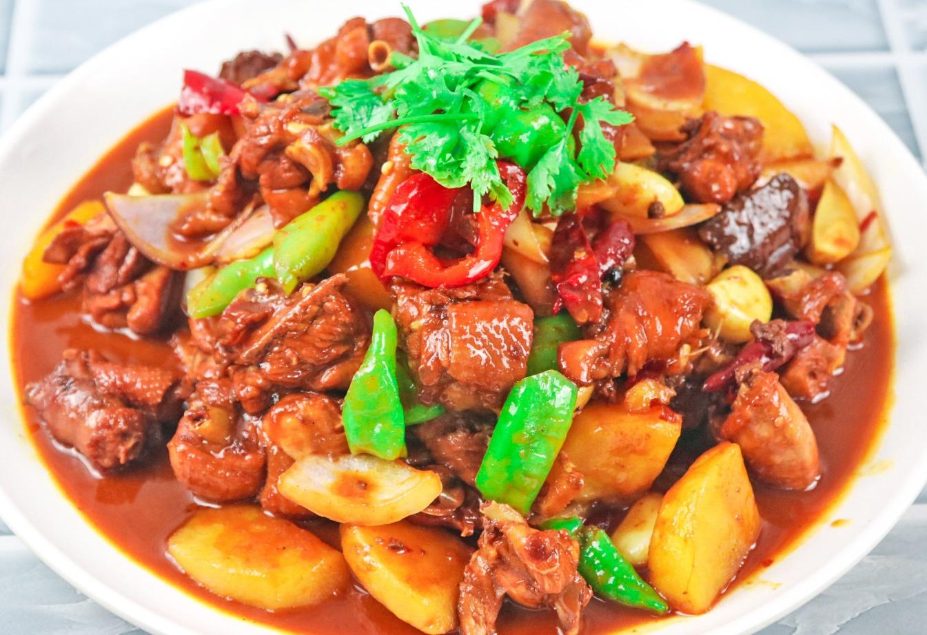 新疆美食的特点整体概论_新疆美食特点_美食新疆特点介绍