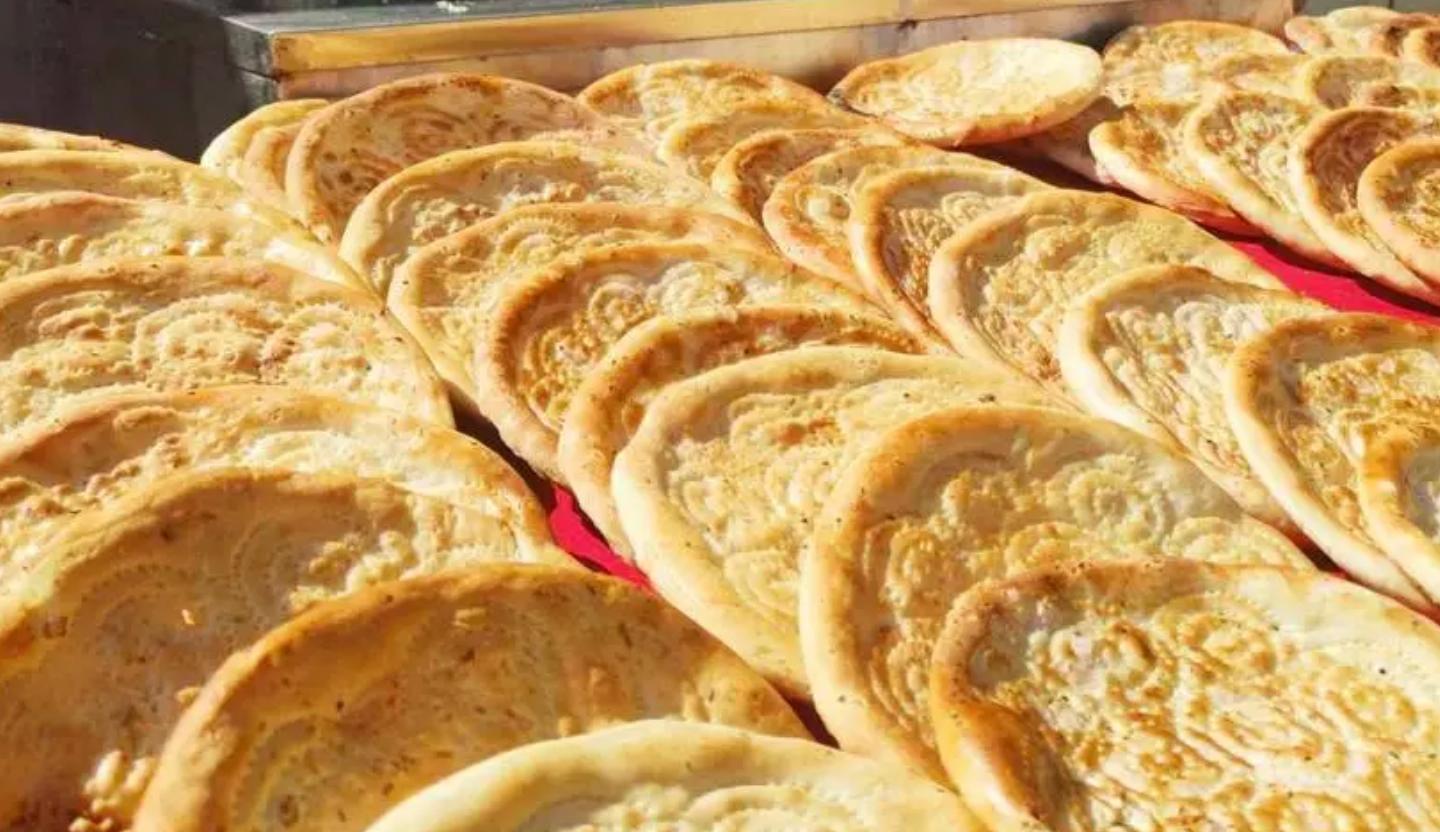 美食新疆特点介绍_新疆美食的特点整体概论_新疆美食特点