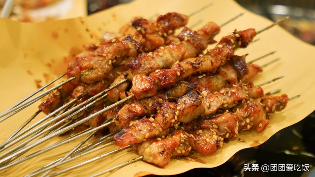 美食新疆特点是什么_美食新疆特点介绍_新疆美食特点