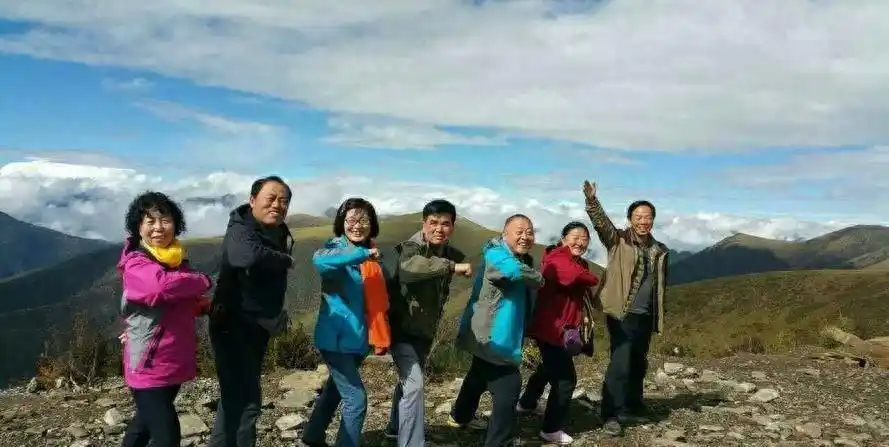 如何看待老年人的生活方式_看待老年方式生活人的句子_怎样看待老年生活