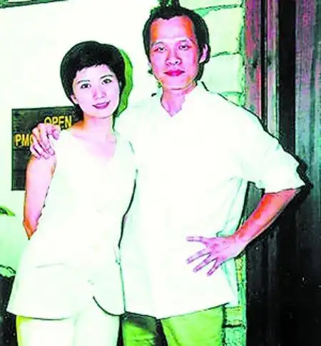 咖啡这首歌_心爱的咖啡馆歌词_歌曲咖啡歌词