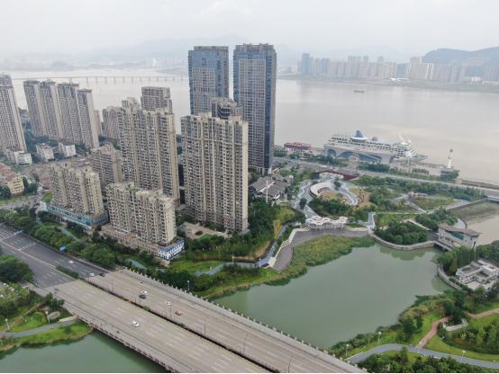 浦江咖啡厅_上陡门浦公园里咖啡厅_浦东咖啡馆