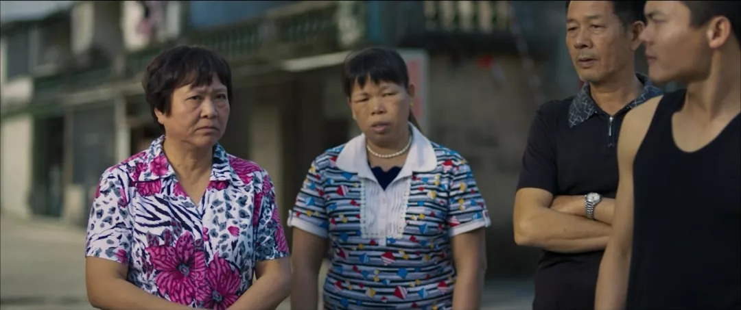 潮汕美食大妈_潮汕网红大妈表情包_广东潮汕大妈