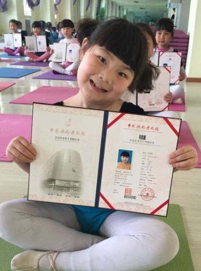 留守儿童的日常生活_留守儿童最好的生活方式_留守儿童的解决方案
