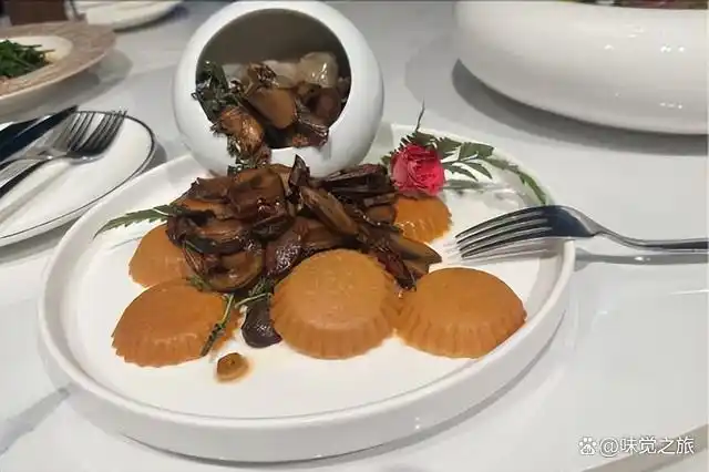 茶餐厅里的蔬菜_茶餐厅里面的菜品_餐厅里的茶
