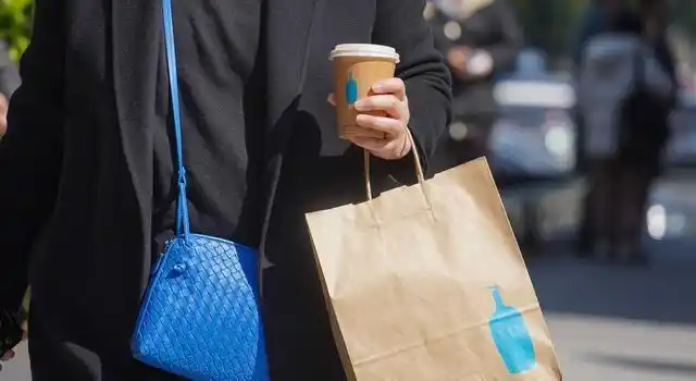 咖啡店的杯子干净吗_咖啡馆多少钱一杯_咖啡馆的咖啡杯杯量