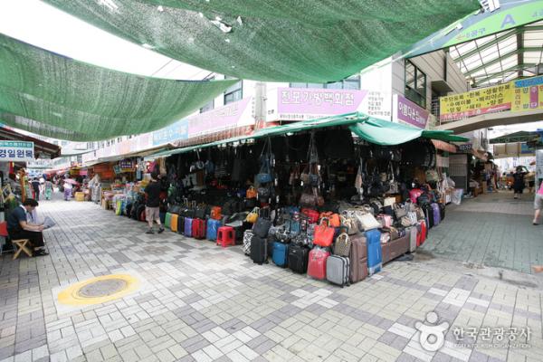 国际海景浴场美食街_海景洗浴电话_海景足浴电话