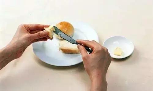 西餐后餐具_西餐吃完后餐具怎么放_西餐用餐完毕餐具摆放