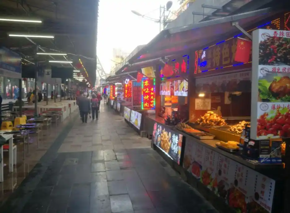 美食店附近_灯市口附近美食_我附近的美食餐厅