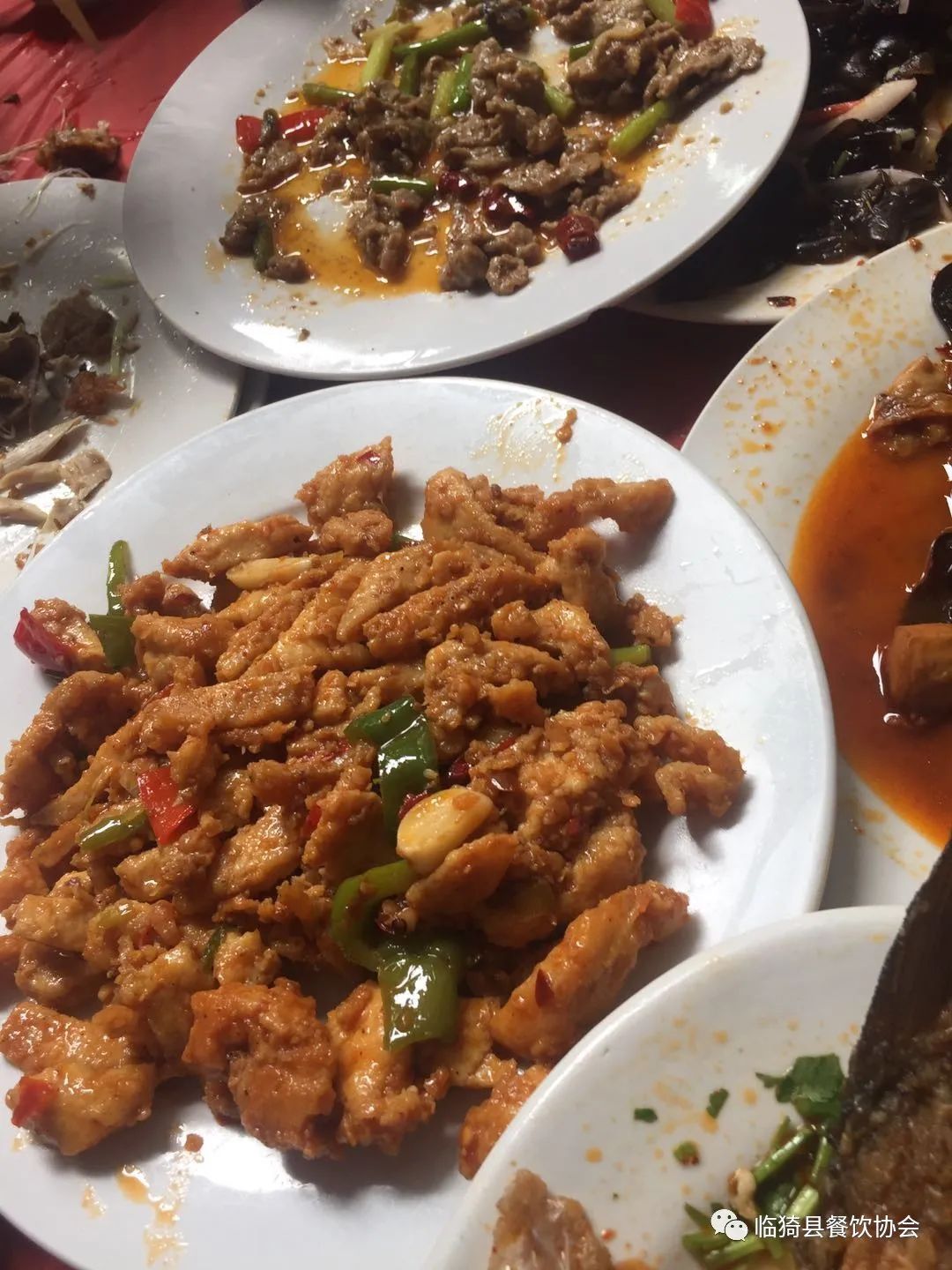 日常回民吃家庭饭菜好吗_回民家庭日常吃什么_回民吃的饭