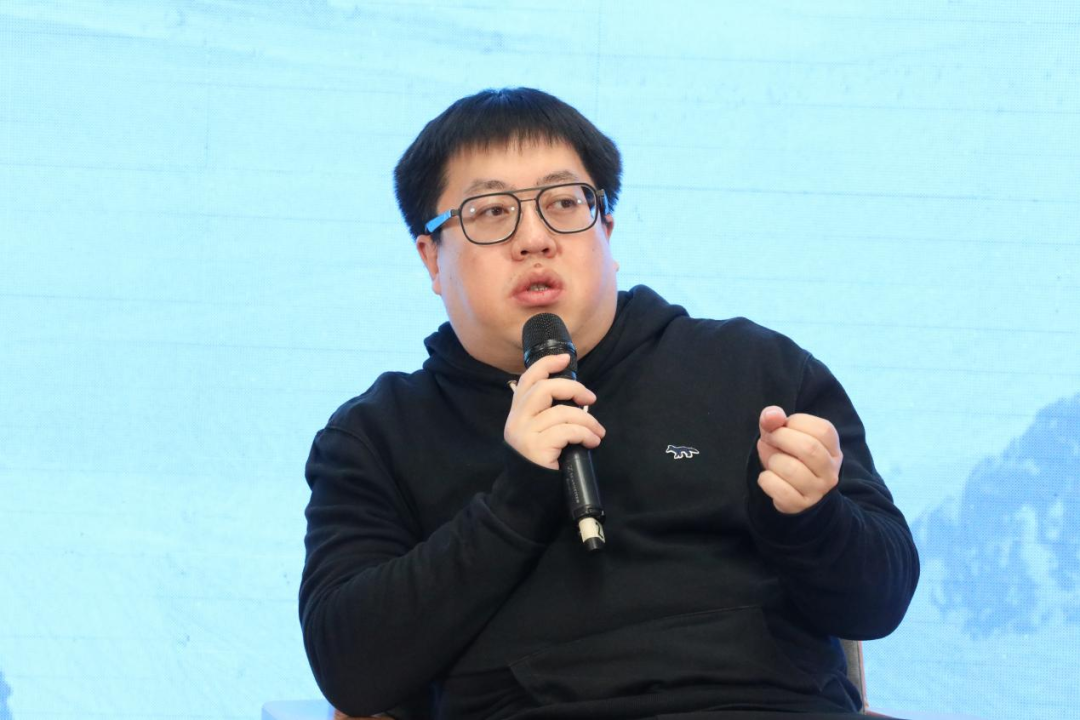 云别咖啡馆小说_咖啡馆里的作家作者是谁_咖啡馆的相遇小说