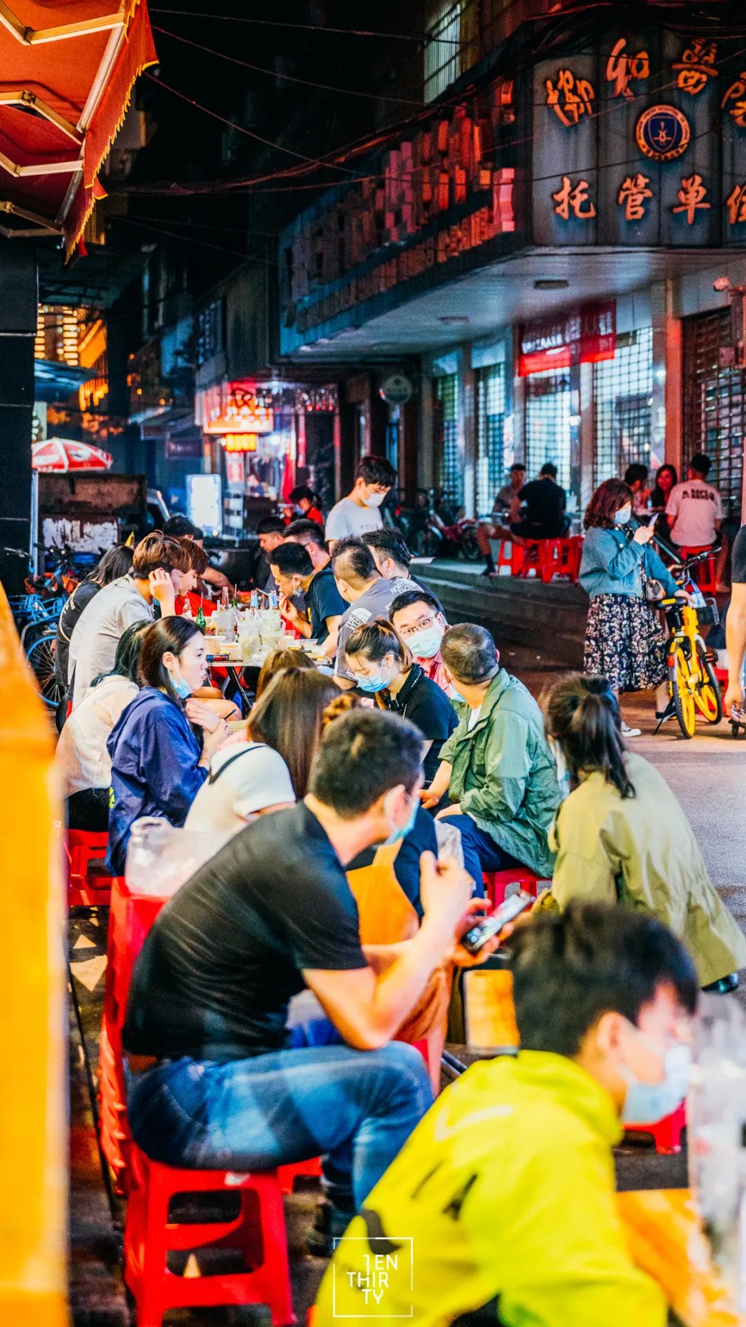 美食街雪松路店地址_雪松路美食街_美食街雪松路店在哪