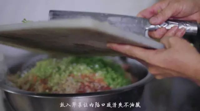 美食潮汕做阿嬷怎么做_美食潮汕做阿嬷的是谁_潮汕阿嬷做美食