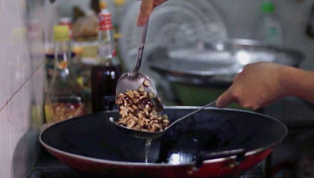 潮汕阿嬷做美食_潮汕阿嬷是什么意思_美食潮汕做阿嬷的视频