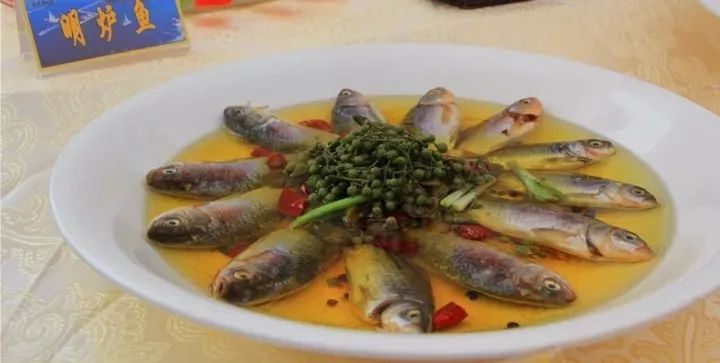 重庆红旗河沟哪里好玩_重庆红旗河沟附近的酒店_重庆红旗河沟国际美食
