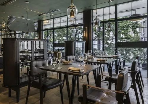 另类茶餐厅_另类饭店名字大全图片_餐厅另类装修效果图