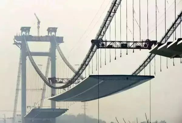 重庆红旗河沟国际美食_重庆红旗河沟多久关门_重庆红旗河沟酒店预订