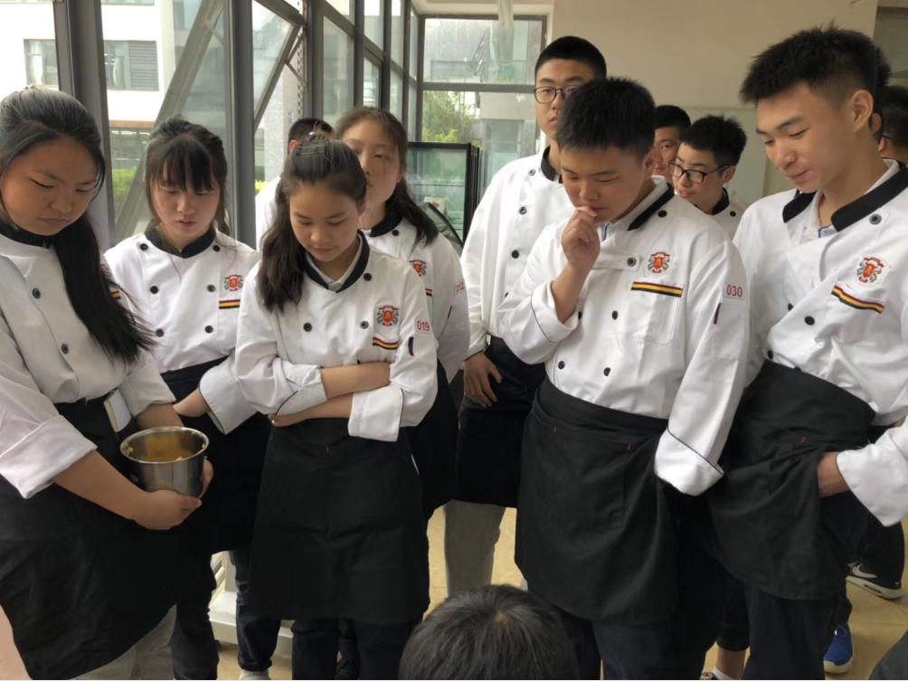 成都西餐考证_成都西餐厨师培训_成都西餐培训学校