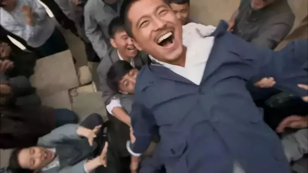 用历史的观点分析平凡的世界_历史上最平凡的生活方式_历史平凡的人不平凡的事