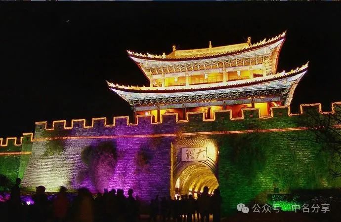 客运中心站附近咖啡馆电话_咖啡车站_客运中心附近有什么好吃的