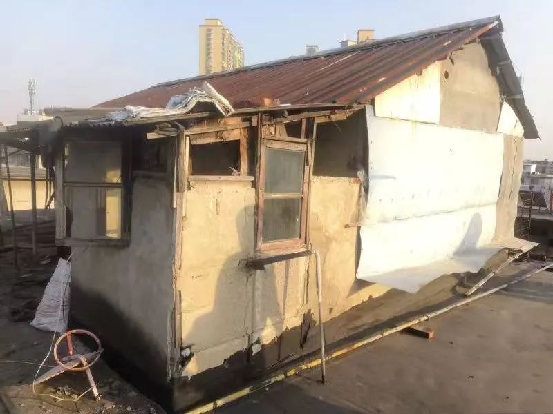 咖啡色板铝塑板好看吗_咖啡色铝塑板图片_咖啡色铝塑板