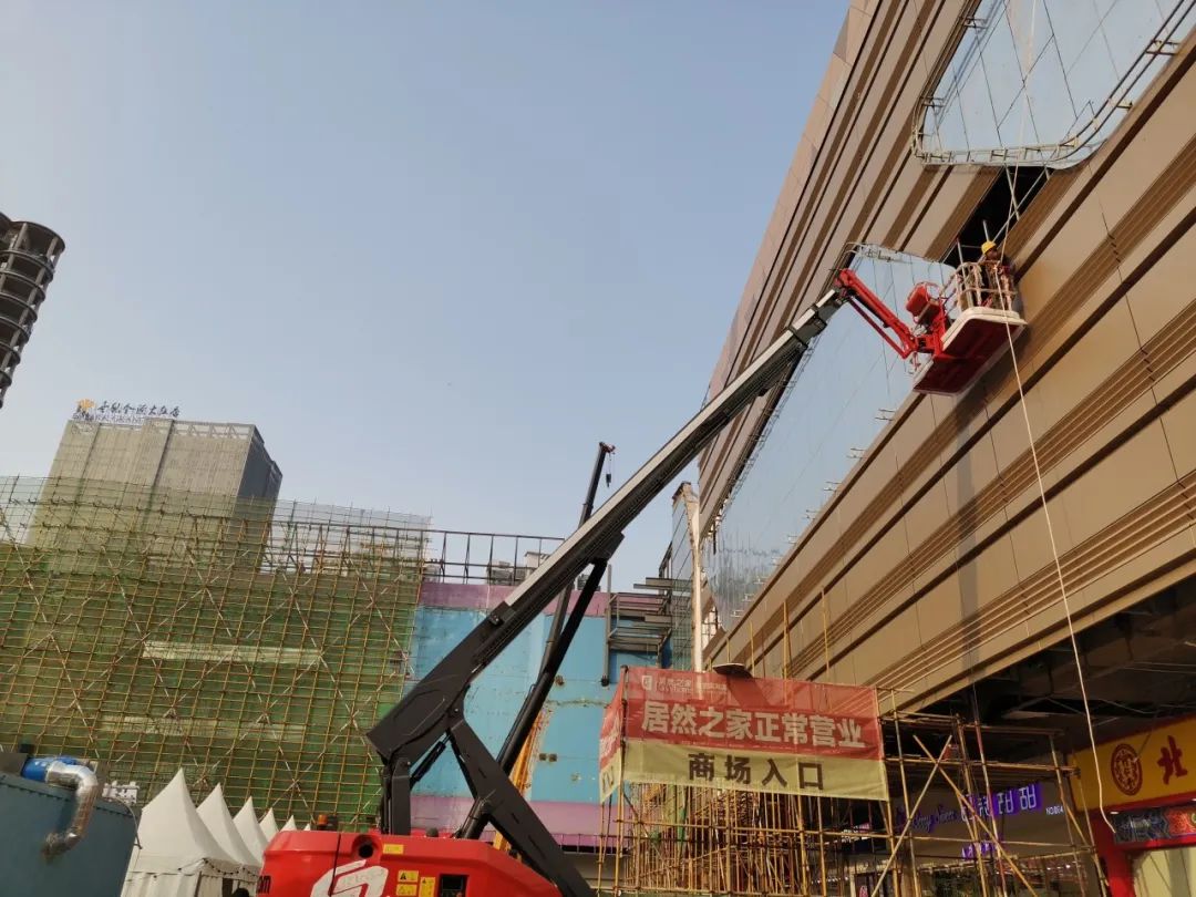 咖啡色板铝塑板好看吗_咖啡色铝塑板图片_咖啡色铝塑板