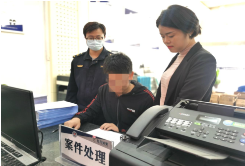 咖啡色铝塑板_咖啡色铝塑板图片_咖啡色板铝塑板好看吗
