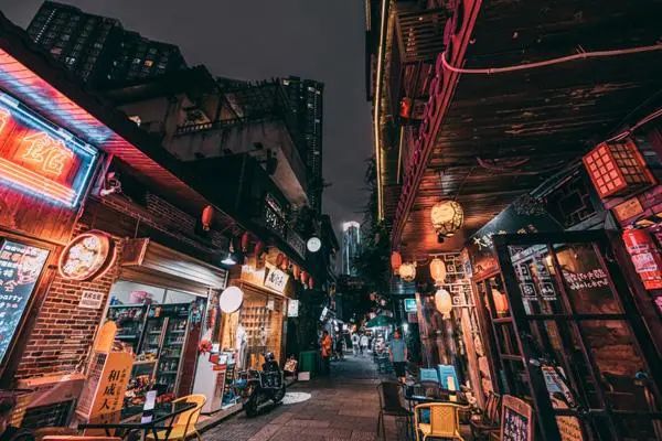 长沙美食街图片真实_长沙美食街图片夏天景色_长沙美食街图片