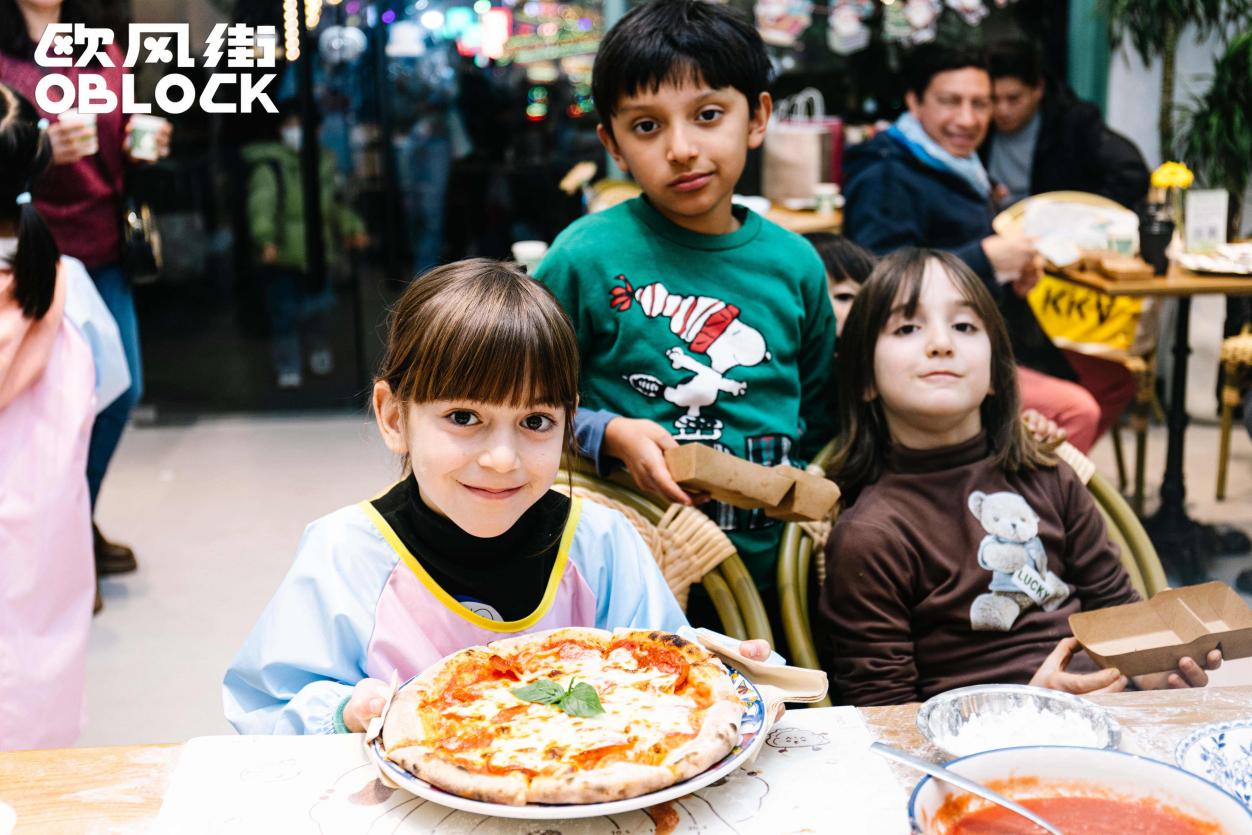 风情街营业时间_美食风情街策划方案_国际风情美食街