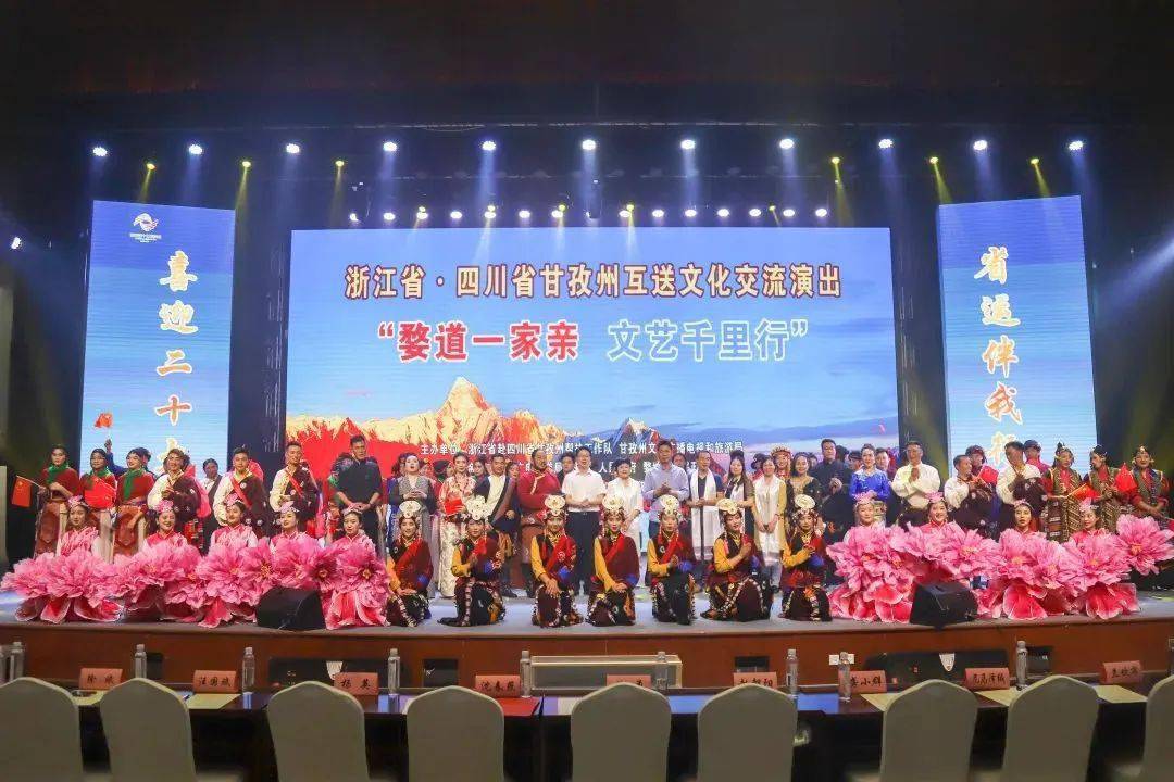 传统糕点宣传海报_传统糕点的文化价值_传统糕点的文化传承