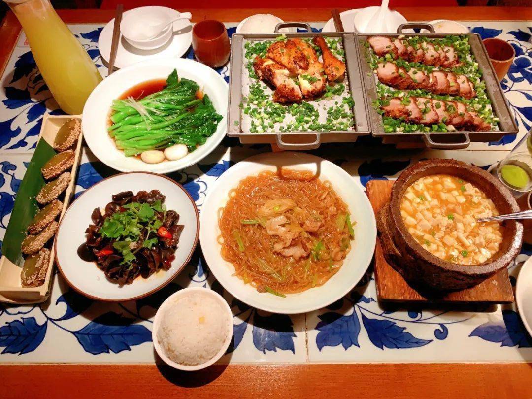 绿茶装潢餐厅效果图_绿茶餐厅工装_绿茶餐厅装潢